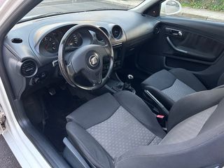SEAT Ibiza 2003