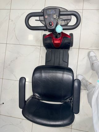 Silla de ruedas eléctrica Cochecito