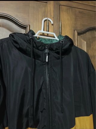 Chaqueta con capucha talla XL