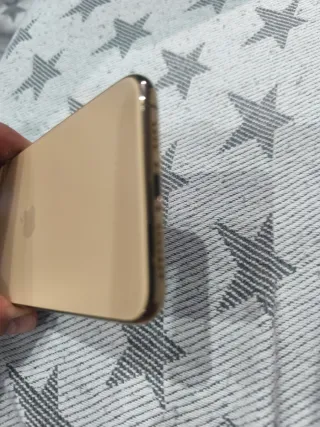 iPhone 11 Pro Max 64 GB Dorado