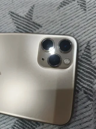 iPhone 11 Pro Max 64 GB Dorado