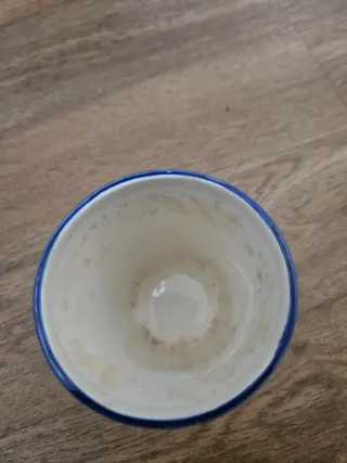 Bicchiere in porcellana decorato blu e bianco