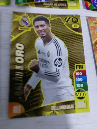 Valorado en 50 € 8 Balones de Oro Adrenalyn XL 25