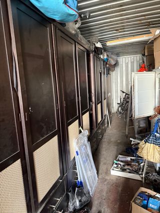 Armarios de madera color café