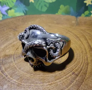 Anillo Calavera Serpiente Acero