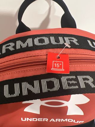 Mochila Under Armour Negra y Naranja