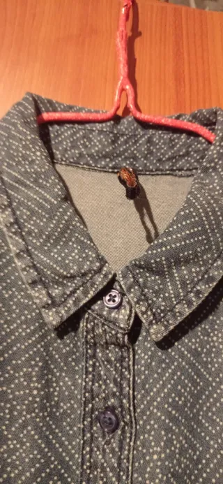 Camisa vaquera fina estampada