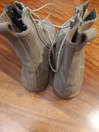 Botines beige de piel