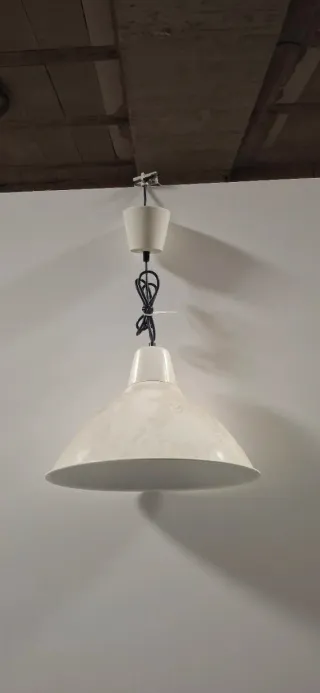 Lámparas de metal blancas