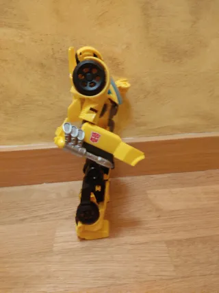Bumblebee Transformers Figura