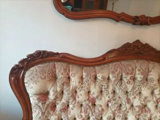 Muebles de salón antiguos de madera