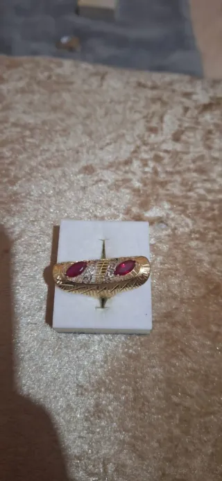 Anillo Oro 14k con Rubíes y Diamantes