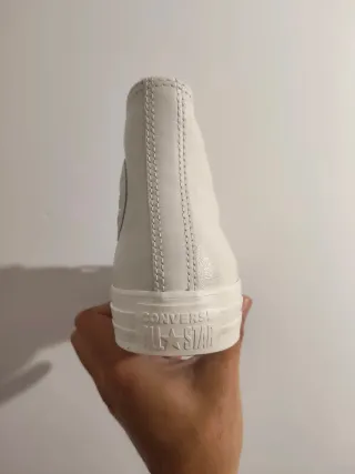 T37 Converse All Star Piel Blancas