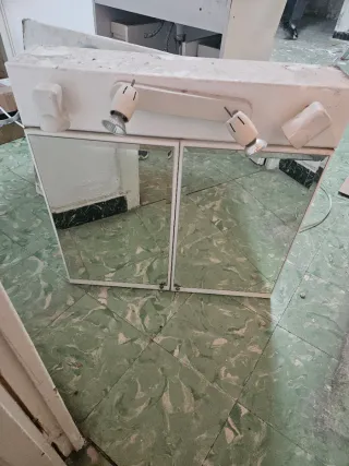 Mueble de baño completo con espejo