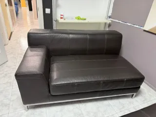 Sofá Chaise Longue Piel Negra/Marrón Ikea