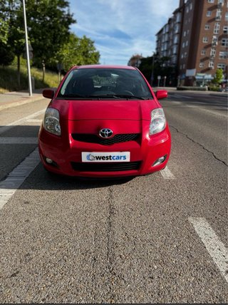 Toyota Yaris 2011