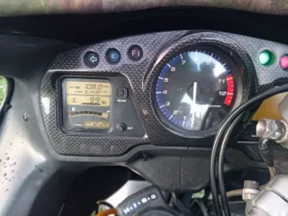 Honda CBR 1100 XX Sportbike con Maletas