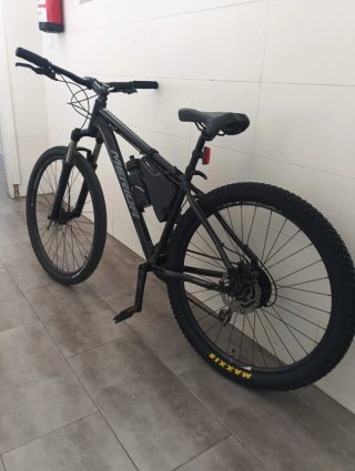 Bicicleta Merida Big Seven 27.5 Mod 400 Negra