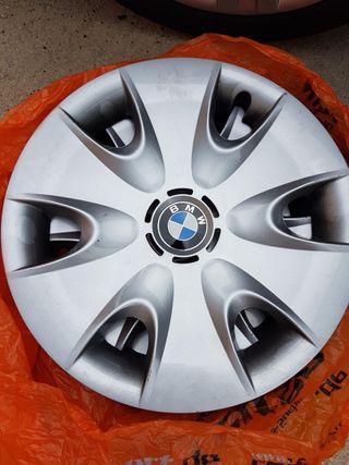 4 ruedas de invierno con tapacubos BMW
