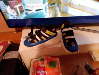 Zapatillas Versace Negras y Azules