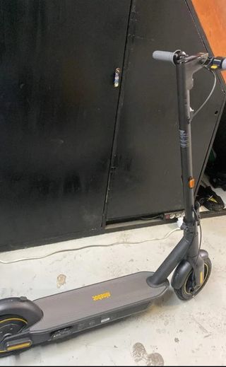 Patinete Eléctrico Gris