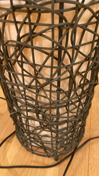 Lámpara de pie vintage mimbre marrón