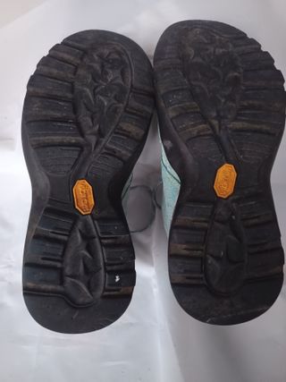 Botas de trekking Asolo grises y turquesa