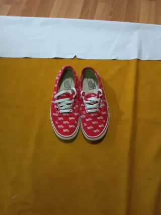Zapatillas Vans Rojas LOVME Talla 39