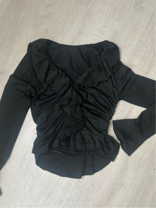 Blusa negra Shein volantes manga larga