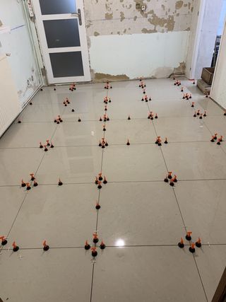 Tarima solador alicatador pintor Pladur reforma