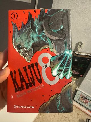 Tomo kaiju 8