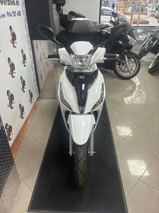 Kymco People 125 cc Scooter NUEVA