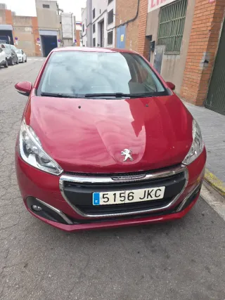 Peugeot 208 2015