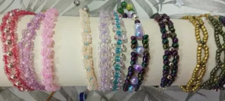 Pulseras de bisutería hechas a mano