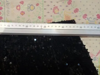 Pantalón corto lentejuelas negro