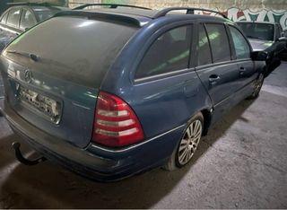DESPIECE COMPLETO MERCEDES C220 CDI FAMILIAR 2002