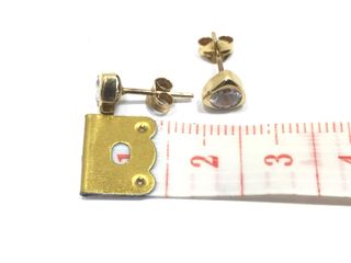 pendientes oro 18k con piedra