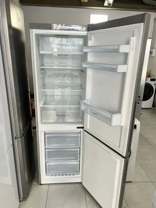 NEVERA COMBI BOSCH NO FROST ENERGÍA A+