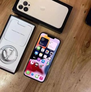 iPhone 13 Pro Max Oro