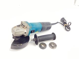 radial makita 9557nb