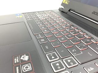 pc portatil acer nitro an515-58