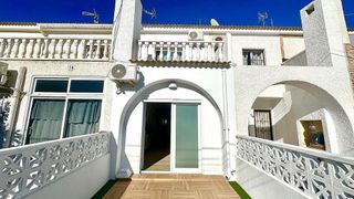 Chalet en venta en Nueva Torrevieja - Aguas Nuevas en Torrevieja