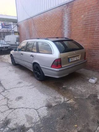 Mercedes-Benz Clase C 2001