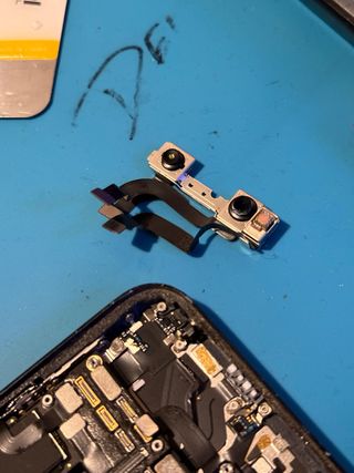 Fotocamera frontale per iPhone 12