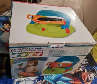 Asiento de bebé con diseño divertido.