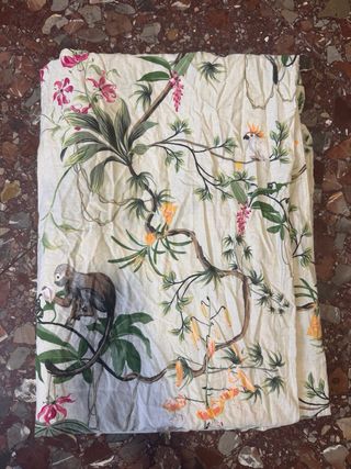 Manta 1,90/1,35 cm con funda multicolor