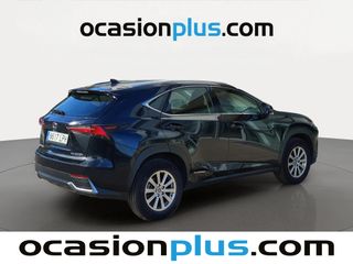 Lexus NX 300h Business 2WD 145 kW (197 CV)