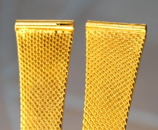 09. Correa milanesa dorada. Armis. NOS. Años 70. 16 mm.