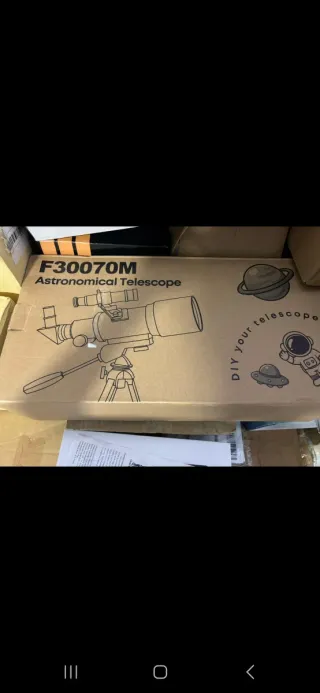 Telescopio Astronómico F30070M