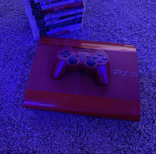 Consola PS3 Super Slim Roja + Mando